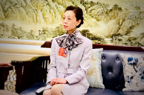 對(duì)新能源汽車的物流應(yīng)用、電池回收,人大代表王麒如此建言