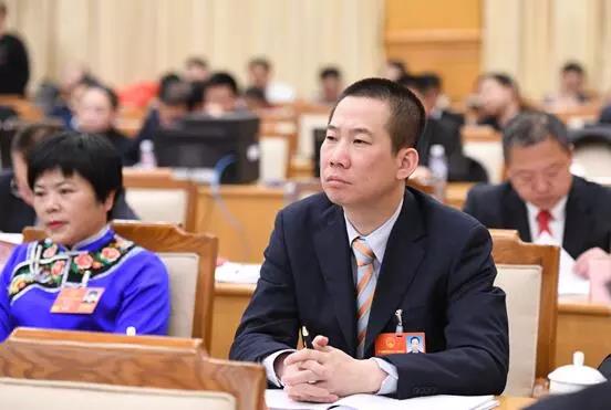 油卡、發(fā)票、年審、罰款!貨運(yùn)司機(jī)心上事,羅鵬代表都上心