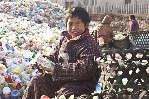 醫(yī)療廢品重制成快遞袋流回市場！物流包裝污染超乎想象